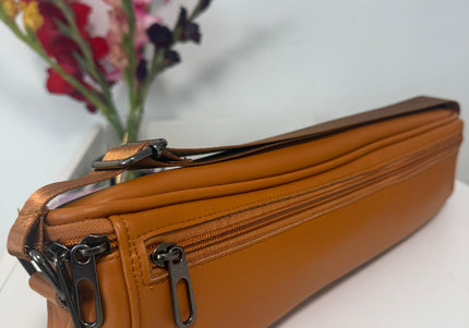 Luksusa klases brūna mākslīgās ādas flautas soma